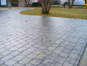 Townhome stamped concrete driveway